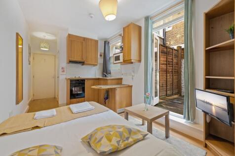Studio to rent