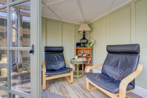Garden room