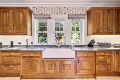 8 bed, 7 bath Detached in Glasgow - Photo 18