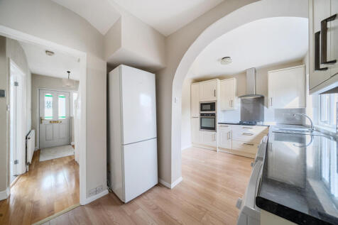 1302101-17-6839e2...