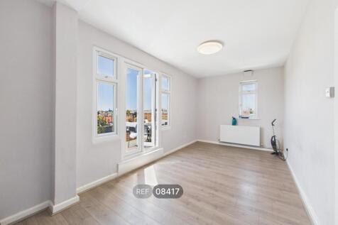 This one bedroom flat in Brixton Hill, London offers a practical and well laid out living space. The property opens into a central hallway providing access throughout. To one side is a spacious living