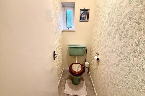 D82F7D80-1516-4B5...