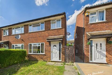 CAM02773G0-PR0325-STILL016