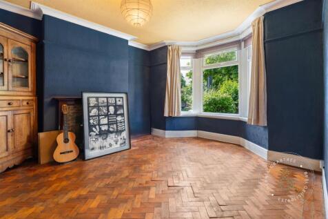 Gelligaer Gardens, Hern Crabtree (1).jpg