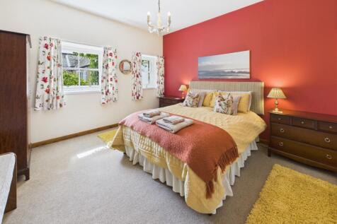 CAM03481G0-PR0098-STILL016