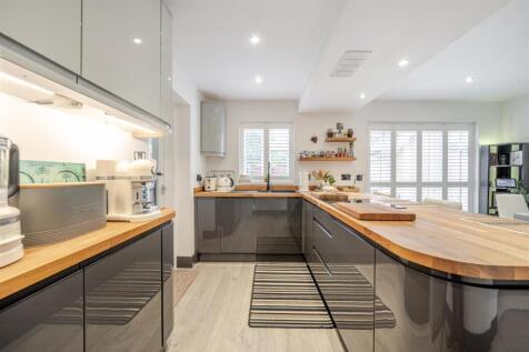 11 Herbert Gardens, Towcester