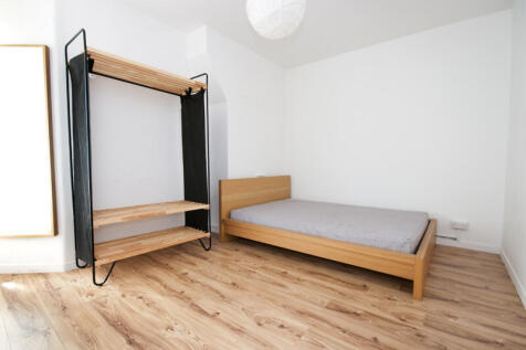The property comprises four well-sized bedrooms, a shared kitchen and a shared bathroom, with no separate living room. Conveniently positioned close to local amenities and excellent transport links, t