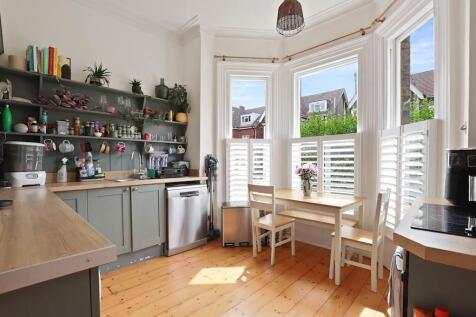 03-c63cJHHGLL - 7...