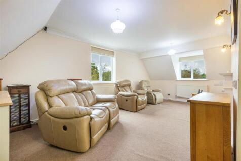 14 Silvermead Court 10.jpg