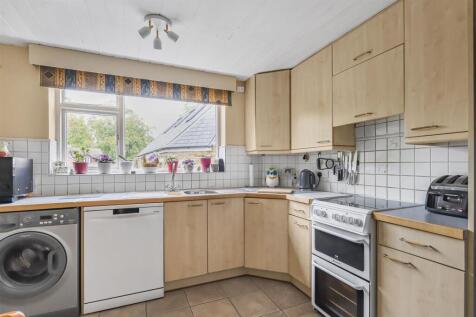 The Old House, Hannington