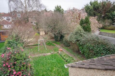 Aerial view to rear.jpg