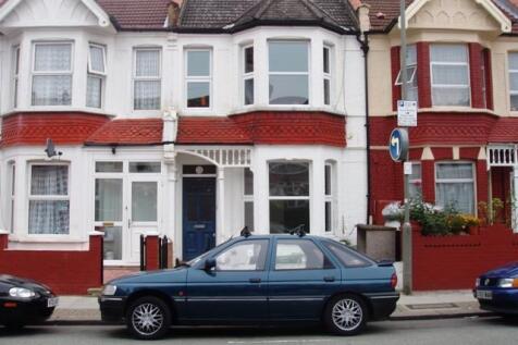 Nestled in the vibrant area of Tooting Broadway, this charming Victorian ground floor conversion flat on Dewey Street offers a delightful blend of character and modern living. The property boasts a go