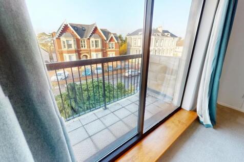 1735-12102025_150...