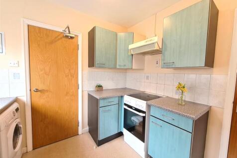 Kitchen (A) 404B.jpg