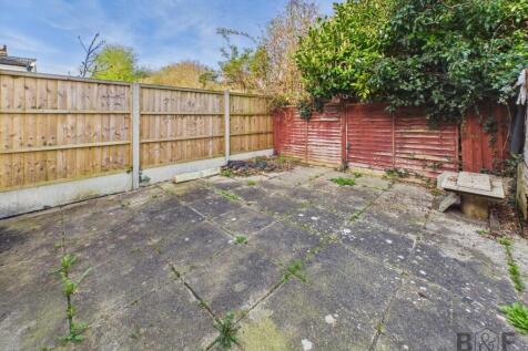 CAM03022G0-PR0114-STILL006.jpg