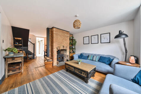 1294097-9-682f32f...