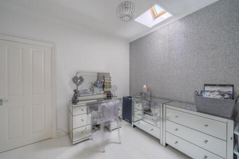 194 The Highway-4.jpg