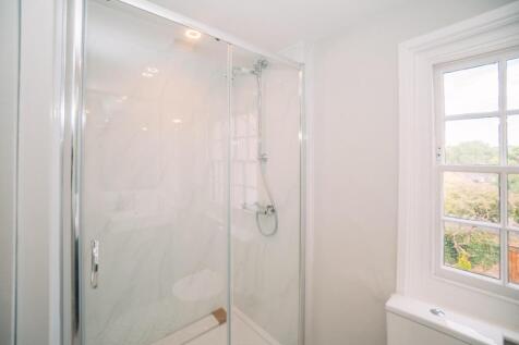 13 Southgate Street [Ensuite Shower Room] 02.jpg