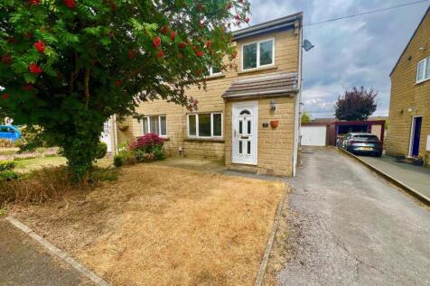 Bramleys Estate Agents - Cotswold Mews - Kirkburto