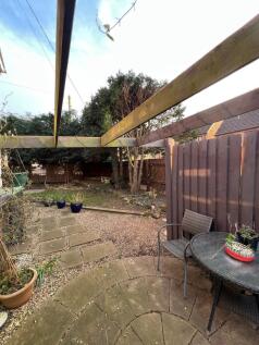 Seating &amp; Pergola