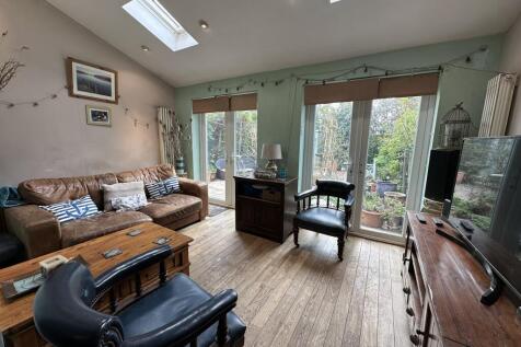 Photo 09-04-2025, 13 34 38