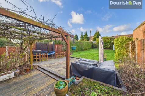 Rear Garden & Patio Area