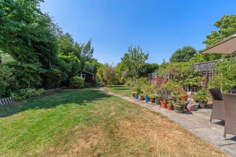 355 Ashford Road, Staines-upon-Thames, TW18 1QQ-36