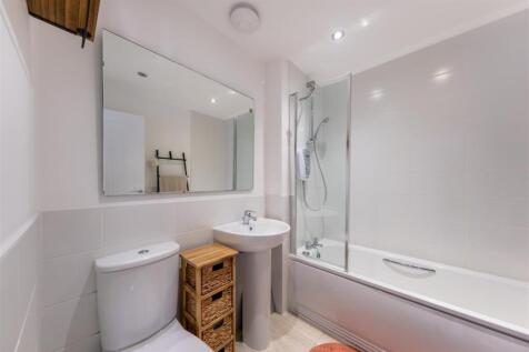 22 Firecrest Way-015.jpg