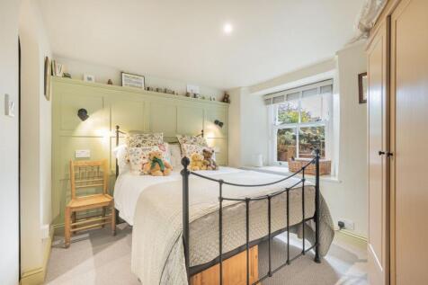 Cinema Room/ Bedroom