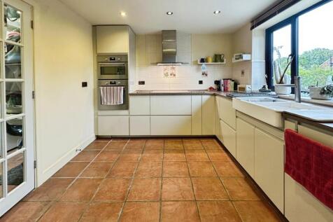 8cbf7313--44CA-882E-D4C7239D846E-26888-000007B1FEF