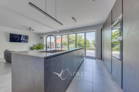 Open-plan Kitchen/Li