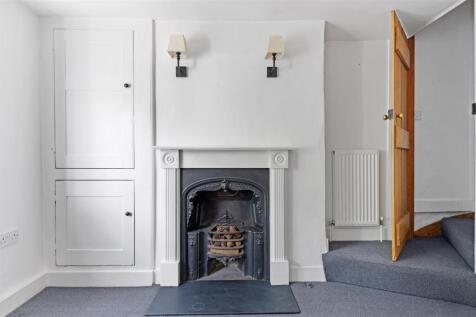 LE002 interior-7.jpg