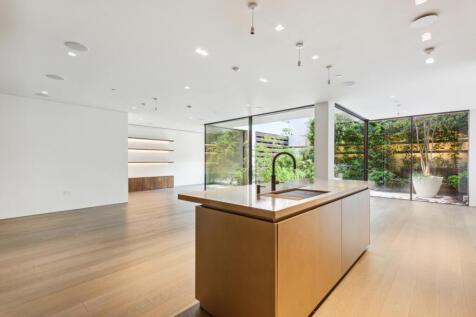Reception / Kitchen