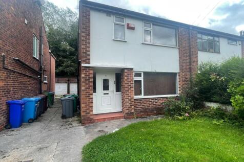 5 Bedroom Semi-Detached in M14 6UD
