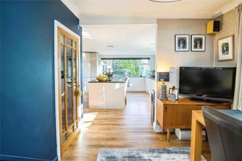 Kitchen/ Family Room