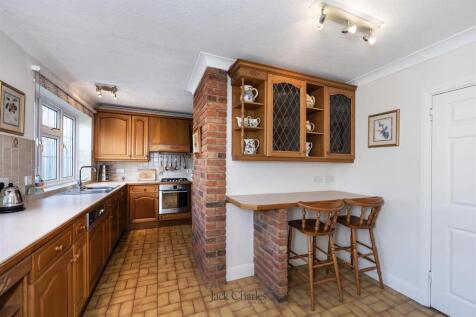 11 Allington Drive, TN10 4HH 008.jpg