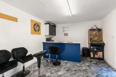 summer house-1.jpg