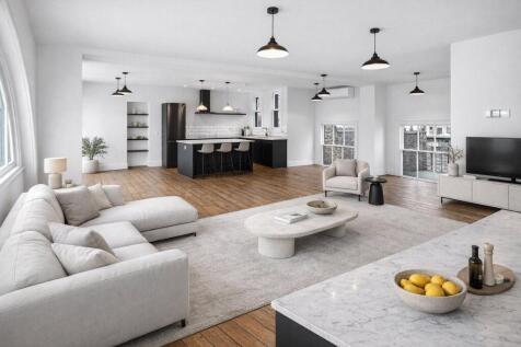 Reception/Kitchen