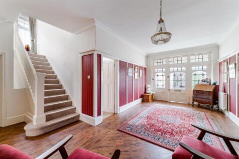 Entrance Hall.JPG