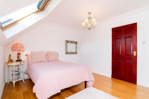 5 bed, 5 bath Detached in Glasgow - Photo 50