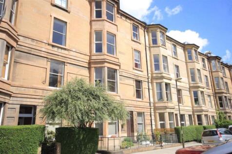 Bright and spacious 3 bedroom student property with carpeted floors located in the popular area of Bruntsfield. This property holds an HMO Licence for THREE people. Hall, lounge, kitchen, utility room