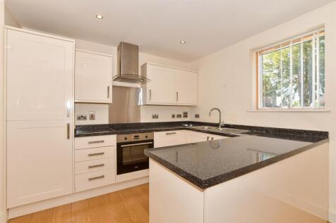 Lounge/Kitchen