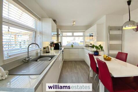 modern kitchen diner