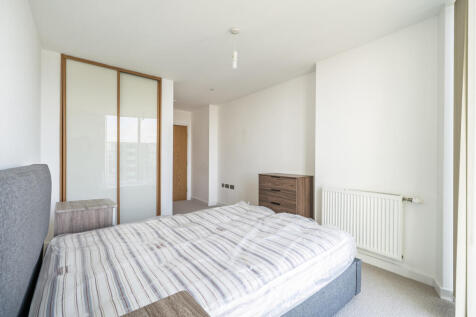 1365169-2-68e7a00...