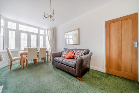 1358856-15-68d671...