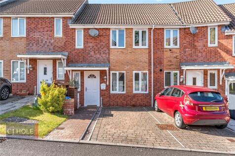 This 3 bedroom terraced house located in a highly popular and family friendly area of Bishopsworth. Benefiting from being in close proximity to local schools, amenities and transport links to shops an