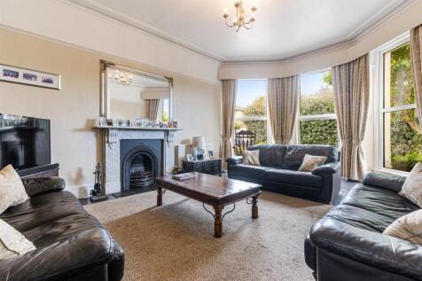 A15 - Bridge Road Torquay, Olivet - 250814.jpg