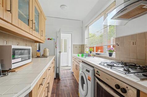 Kitchen_1.jpeg