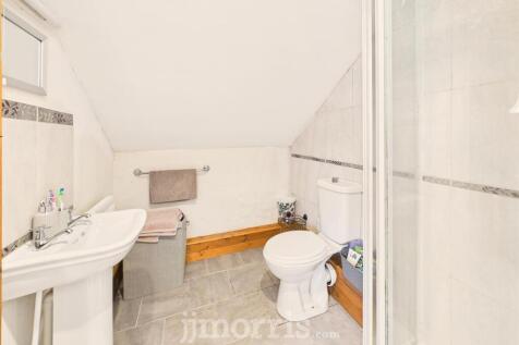 En Suite Shower Room