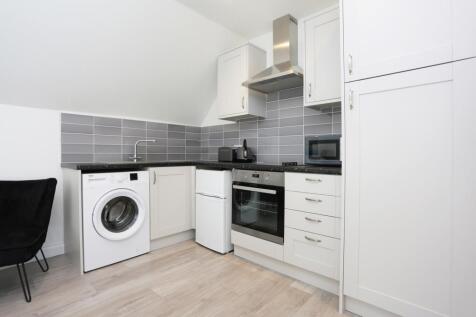 1 Bedroom House in BH1 1JH
